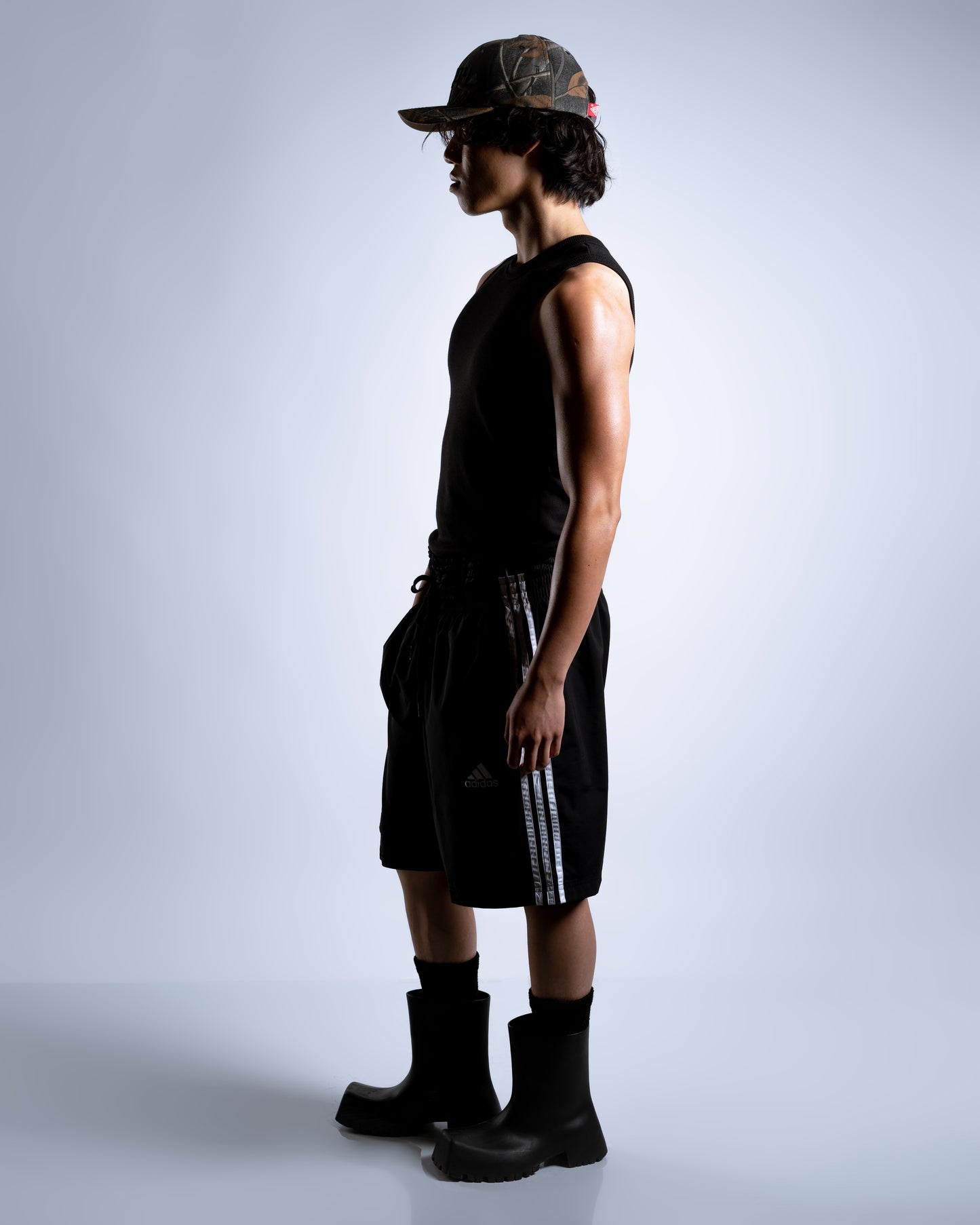 V.1 BLACK TANK